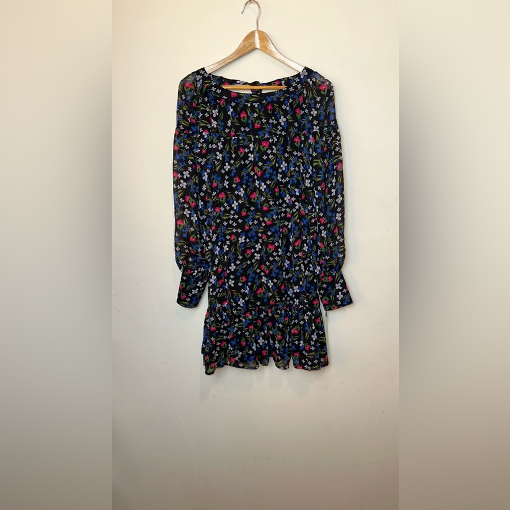Calvin Klein Women’s Floral Flounce Hem Dress Size 6 Long Sleeve Tie Above Knee
